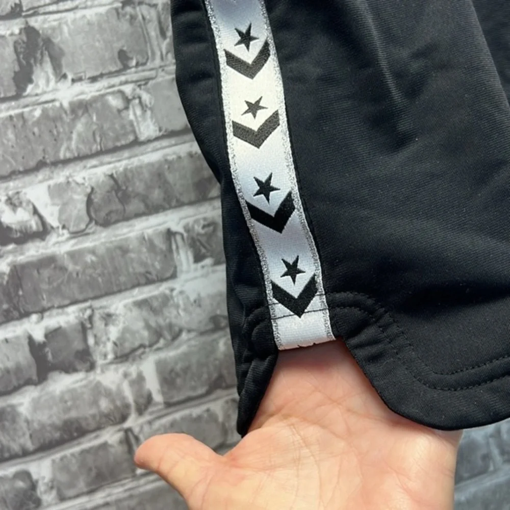 ‎Converse